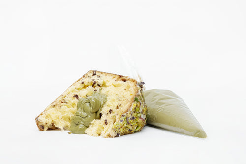 Panettone Piccolo al "Pistacho Verde de Bronte DOP" con manga pastelera
